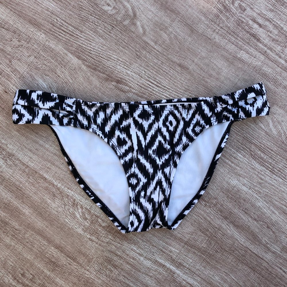 Urban Outfitters Quintsoul Bikini Fringe Ikat